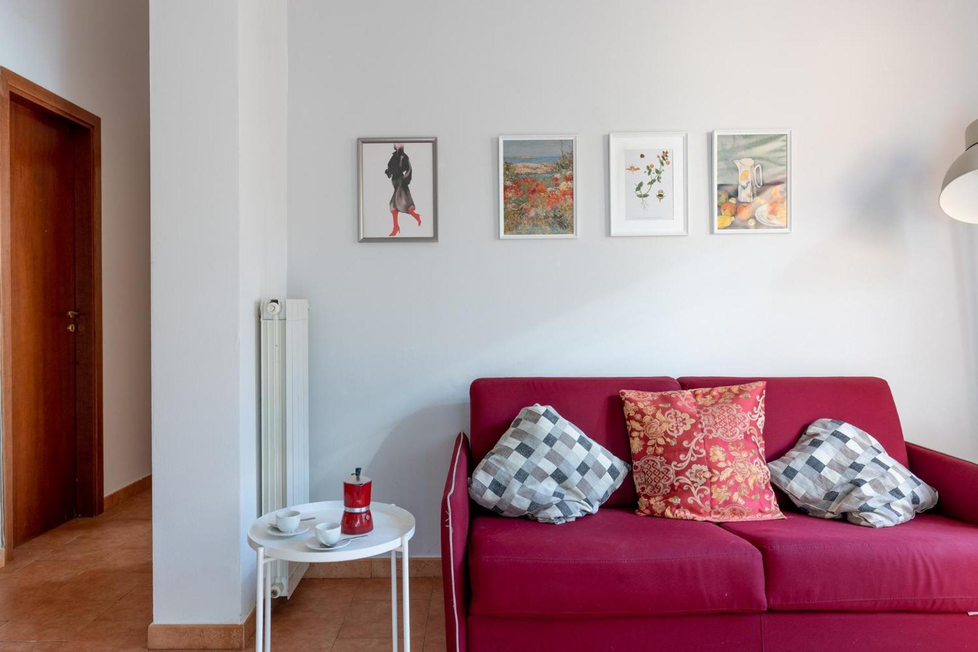 Four Shades Of Pisa Apartments Exterior photo
